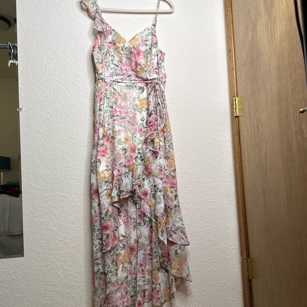 NWT Floral Ruffle Wrap Maxi Dress - Pink & Cream Size XL